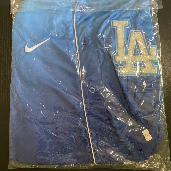 Nike LA Dodgers Jersey. Jackie Robinson #42. - Picture 2 of 3